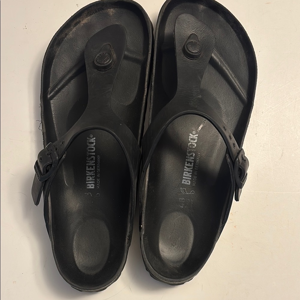 Birkenstock Classic Black Thong Sandals